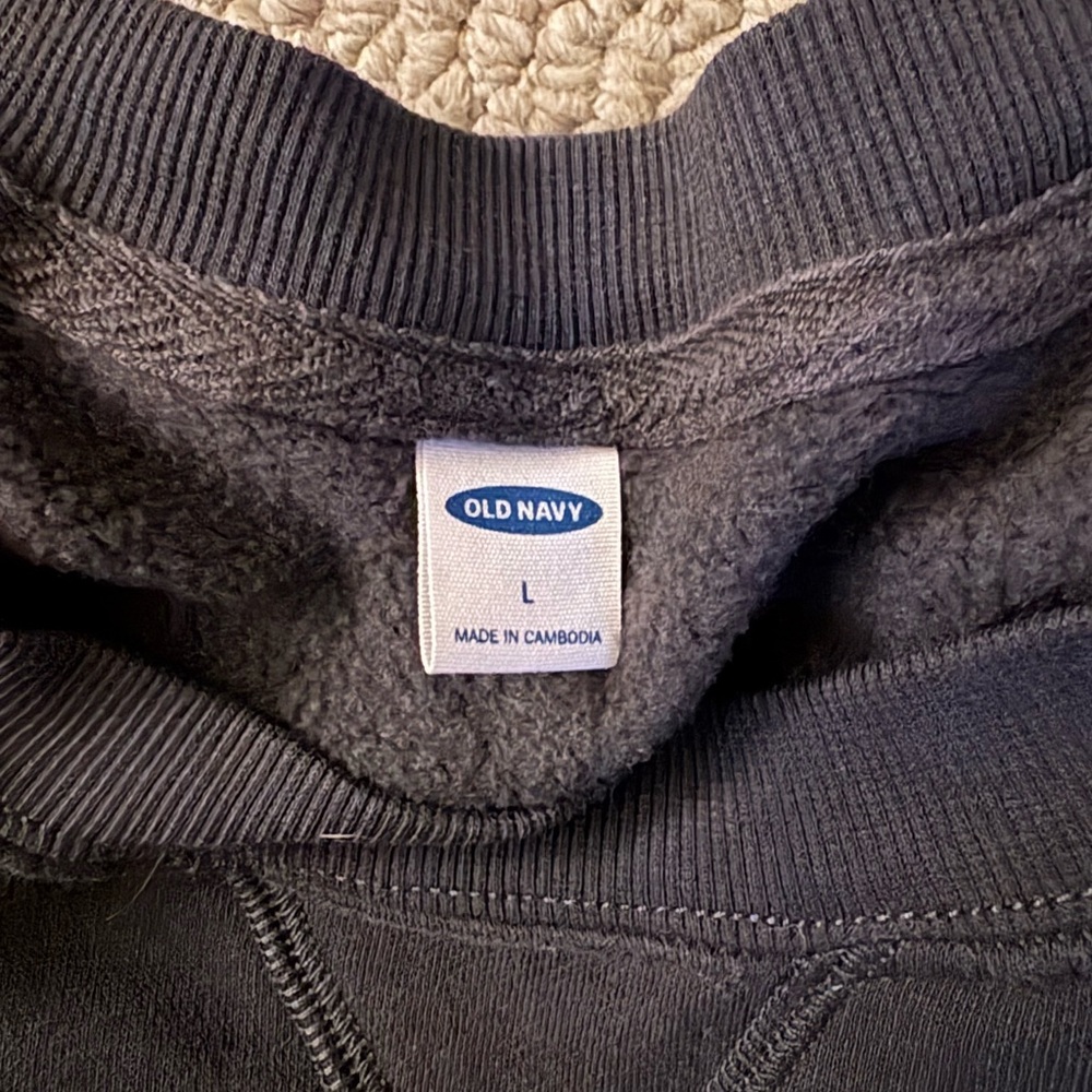 Old Navy Charcoal Fleece Pullover